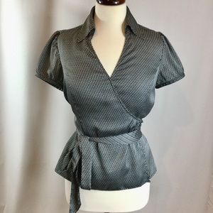 Ann Taylor Loft petites wrap top